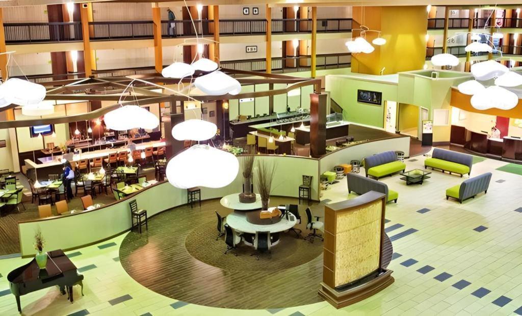 Clarion Hotel & Suites Conference Center Memphis Airport Exterior foto